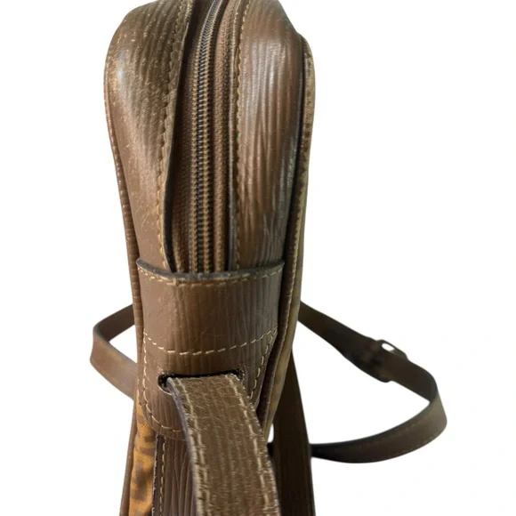 Fendi Vintage Zucchino FF Logo Crossbody - Picture 11 of 15